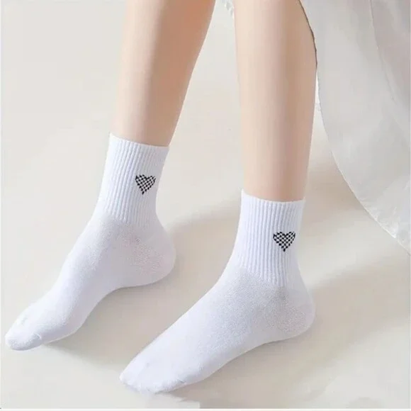 Checkered heart ankle socks skater girl accessory - Picture 2 of 5